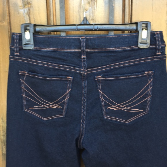 Vera Wang Boot Cut Dark Blue Jeans 2 - Picture 3 of 5